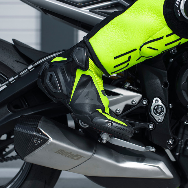 ブラック2 イエロー2 バイク用ブーツ | AXIAL 2 BOOTS